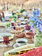 Alacati Barbarossa Hotel