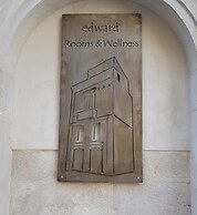 Edward Rooms & Wellness