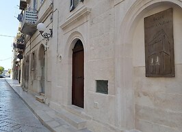 Edward Rooms & Wellness