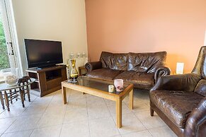 Lux Airport Apartment