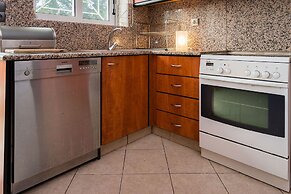 Lux Airport Apartment