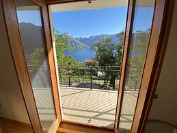 2 Bedroom Apartment With Beautiful Views