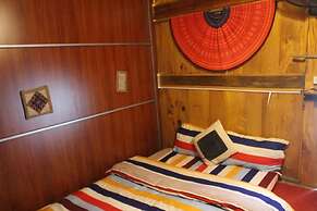 Po Mu House - Hostel