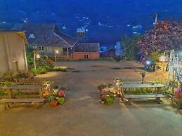 Po Mu House - Hostel