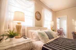 Casa Bonita Apartments