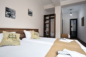 Day Room Art Hotel