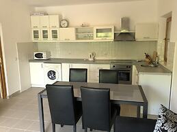 1 Bedroom Apartment With Stunning Views