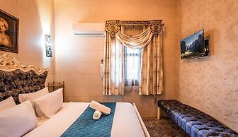 The Dream Compound-  by Biankini Dead Sea