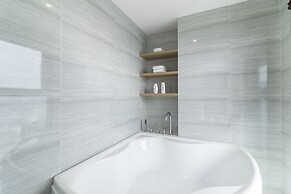 Christina's Saigon - Ben Thanh City Living