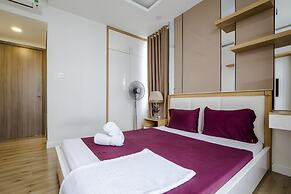 Christina's Saigon - Icon 56 Apartment