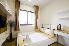 Christina's Saigon - Icon 56 Apartment