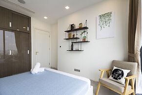 Christina's Saigon - Vinhomes Golden River