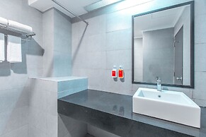 Super OYO Townhouse 1 Hotel Salemba