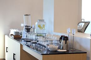 Super OYO Townhouse 1 Hotel Salemba