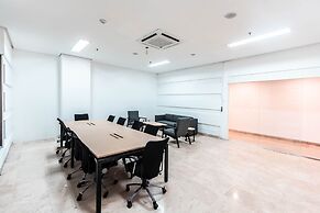 Super OYO Townhouse 1 Hotel Salemba