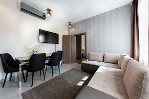 Aparthotel New Lux