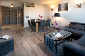 Aparthotel New Lux