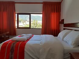 Explorer Deluxe Hotel