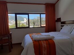 Explorer Deluxe Hotel