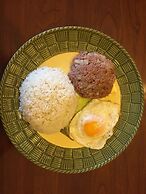 Golden Pension House