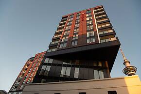 Ramada Suites By Wyndham Victoria Street West