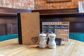 Publove The Rose & Crown