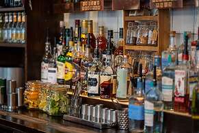 Publove The Rose & Crown