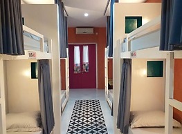 Home Addicts Hostel