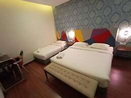 W Hotel Cemerlang