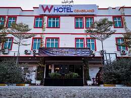 W Hotel Cemerlang