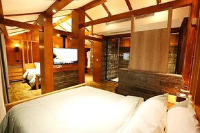 Fenghuang Waiting for you guest house