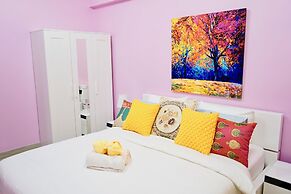 Behlys Airport sunset view Apt