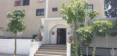 Mylos Court Apartments