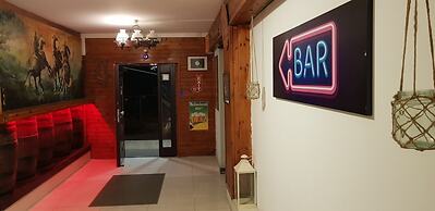 Mylos Court Apartments