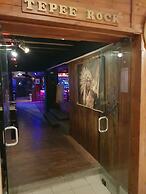 Mylos Court Apartments