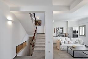 Alchemy Luxury Villa