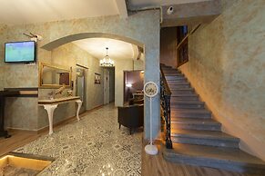 Royal Taksim Suites