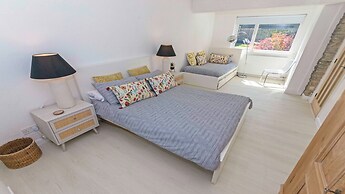 Shippenrill Croyde 6 Bedrooms, Sleeps 14, Hot Tub