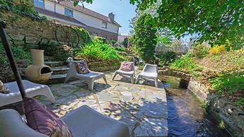 Shippenrill Croyde 6 Bedrooms, Sleeps 14, Hot Tub