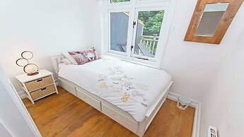 Bag-end House 7 Bedrooms, Sleeps 14, Hot Tub