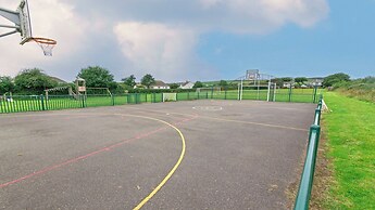 Bag-end House 7 Bedrooms, Sleeps 14, Hot Tub