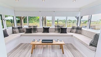 Bag-end House 7 Bedrooms, Sleeps 14, Hot Tub