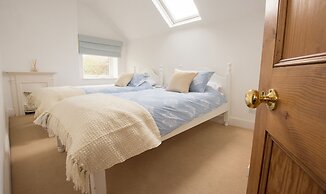 Bridge Cottage Croyde 3-4 Bed, Sleeps 8, Hot Tub