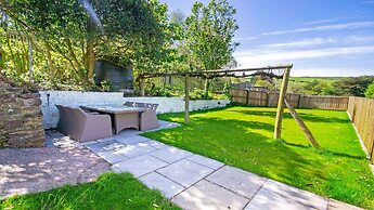 Streamways Nr Croyde 6 Bedroom, Sleeps 12-16, Hot Tub