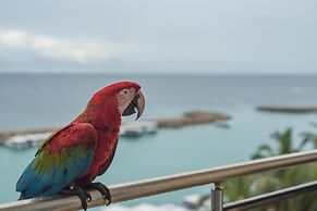 iCom Marina Sea View