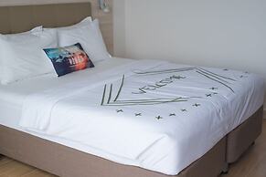 iCom Marina Sea View