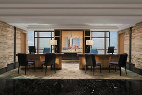 Vinpearl Landmark 81, Autograph Collection