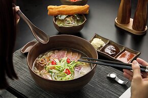 Vinpearl Landmark 81, Autograph Collection