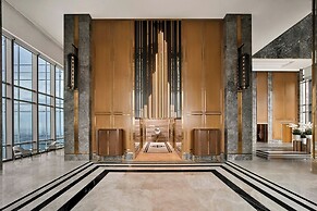 Vinpearl Landmark 81, Autograph Collection