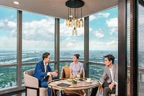 Vinpearl Landmark 81, Autograph Collection